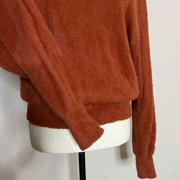 🧡♥️Express Women's Warm Rust Sweater - Picture 6 of 10